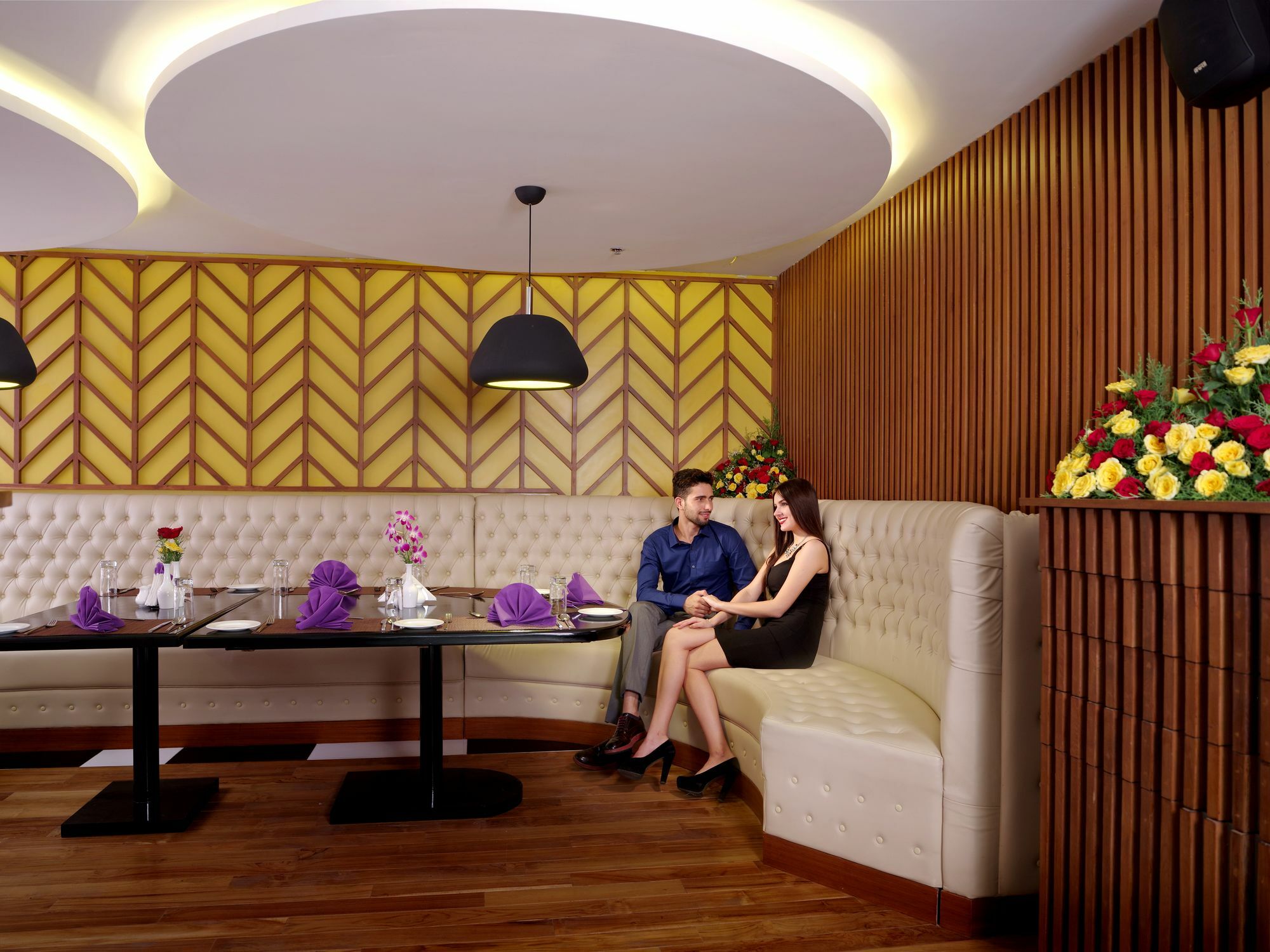 The Blooms Cochin Hotel Kochi Exterior foto